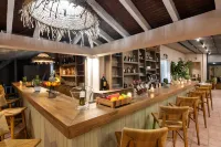 Petra Nera Skiathos, Philian Hotels & Resorts - bar