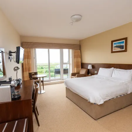 Strandhill Lodge and Suites Boutique Hotel
