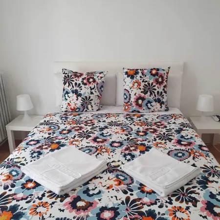 Hostal Abel Victoriano Отели рядом с достопримечательностью «Небоскреб "Испания"»