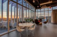 Hotel Revel - balcony