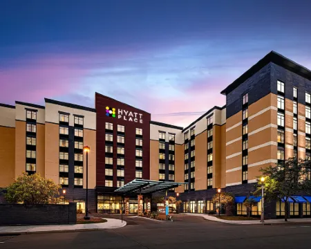 Hyatt Place Pittsburgh North Shore Hotels in Pittsburgh
