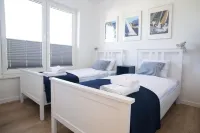 Marina I Dom Rodzinny - Basen ZEWNĘTRZNY, Kort Tenisowy, SIŁOWNIA, Plac Zabaw, Boisko - 365Pam Hotels in Ustronie Morskie