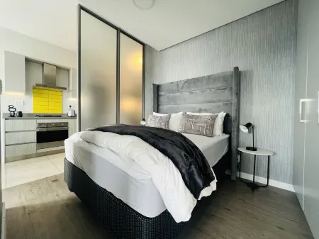 The Median Apartments Отели рядом с достопримечательностью «Витватерсрандский университет»