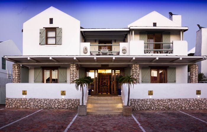 Paternoster Manor