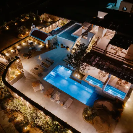 Oliving Mykonos Luxury Suites