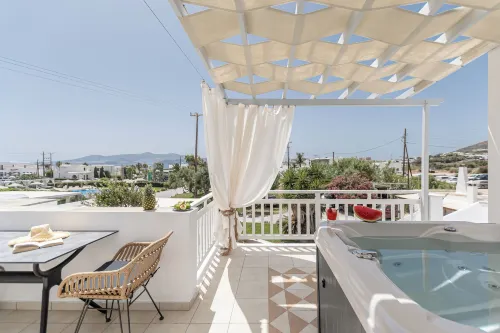 Birikos Hotel & Suites - 3-Star