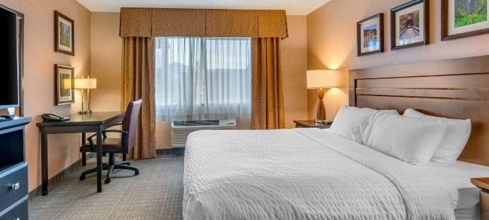Clarion Pointe Medford Hotels in Jackson County