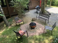 Amazing Dreams 2 Bedroom Cabin by RedAwning
