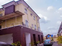 Umeralty hotels and Apartments Hotels near Charismatic Renaissance International Church Inc.