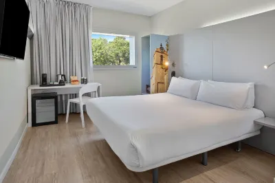 B&B HOTEL Barcelona Granollers Hotels in Sant Esteve de Palautordera