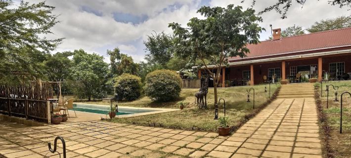 Olerai Lodge Hotels in Arumeru