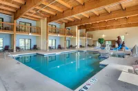 Comfort Inn & Suites Black River Falls I-94