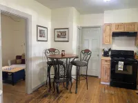 Charming 1-BR 2nd floor apartment in the heart of Cooperstown, NY- Full Kitchen