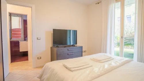 Endless Summer Sirmione - Italian Homing