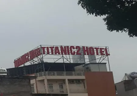 TITANIC 2 Hotel Отели рядом с достопримечательностью «Electric Power University»