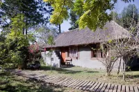 Triton Dive Lodge Hotels in 