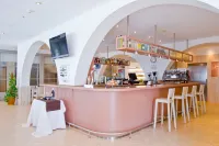 Hotel Jeni & Restaurant Hotels in Es Migjorn Gran