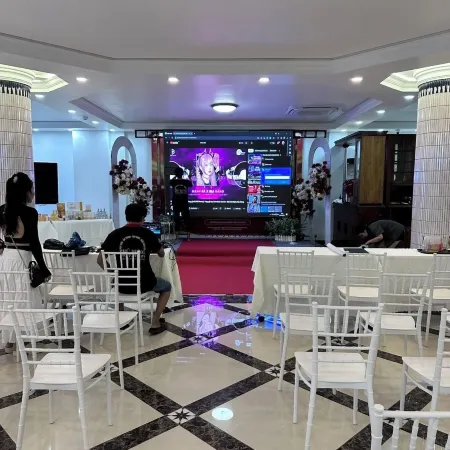 Paris Hotel