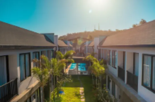 ロイヤルレガントリストラワンガン ギリ・トラワンガン・タートル・ハッチャリー周辺のホテル