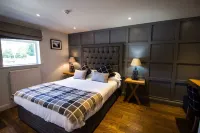 The Fenwick Steak & Seafood Pub Hotels in Melling-with-Wrayton