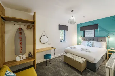 Deluxe Studio Apartments Hotel di Derby