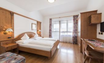 Moar's Hotel