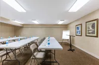 Super 8 by Wyndham Jacksonville AR Hotels in Jacksonville