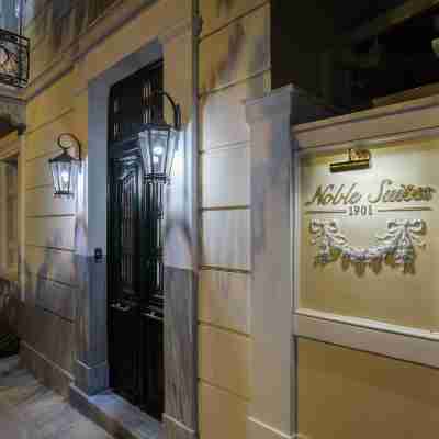 Noble Suites Hotel Exterior