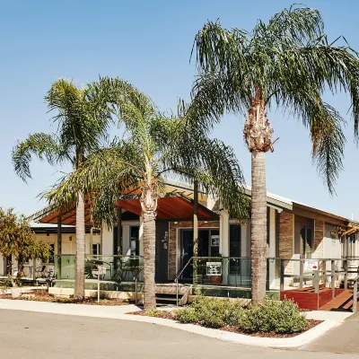 BIG4 Perth Midland Tourist Park Hotels near Pullman Park