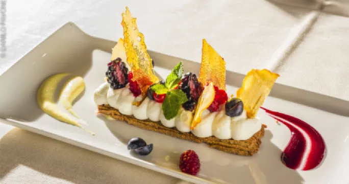 Arli Hotel Business and Wellness