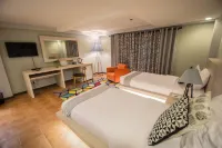 Almont City Hotel Hotel di Butuan