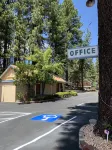 Stevenson’s Inn - Motels