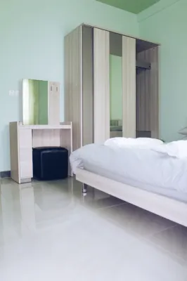 Salty Beach House Hotels in 