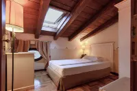 Hotel Villa Policreti Hotels in Aviano