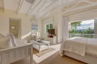 Amanzi Island Boutique Hotel