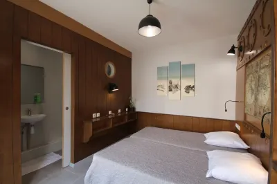 Hôtel Rachel Hotels near 93170