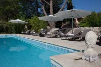 Hostellerie le Roy Soleil Hôtels à : Goult