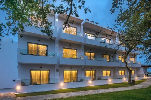 South Coast Hotels in Makris Gialos