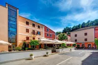Hotel Skradinski Buk Hotel a Lozovac