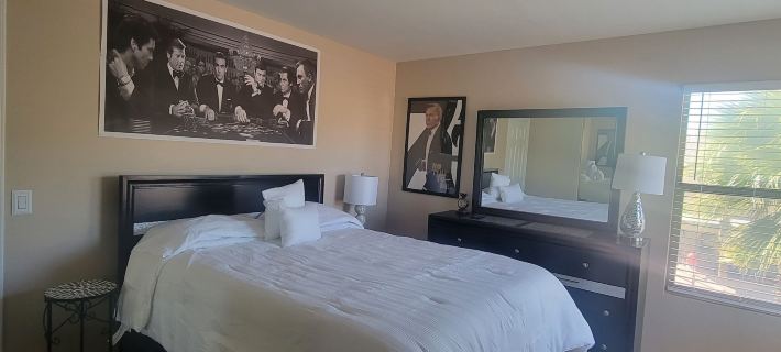 Happy Valley House Hotels in Phoenix