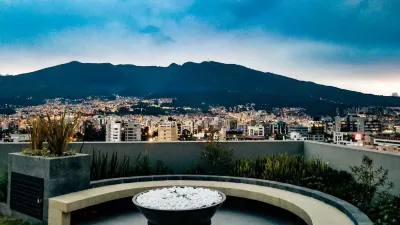 Luxury Apartments Quito Hotel a 