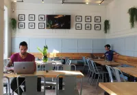 Sant Jordi Hostels Lisbon - breakfast