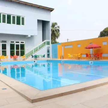 Paradisia Hotel