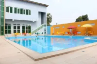 Paradisia Hotel