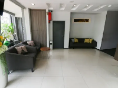 โรงแรม 99 - บันดาร์โบตานิก โรงแรมในกลัง