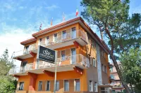 Gold Hotel Hotel in zona Spiaggia dei Cani