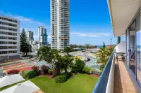 Hi Ho Beach Apartments on Broadbeach - Ocean View