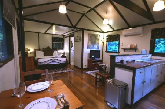 Tudor Cottages Hotels in Mount Dandenong