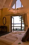Muchenje Safari Lodge - Balkoner