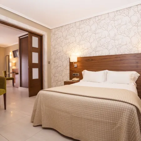 Hotel Piramide